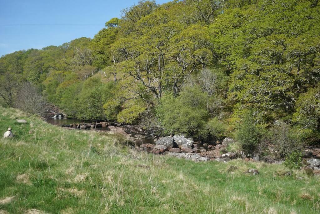 Jock'S Cottage On The Blarich Estate Rogart Exterior photo