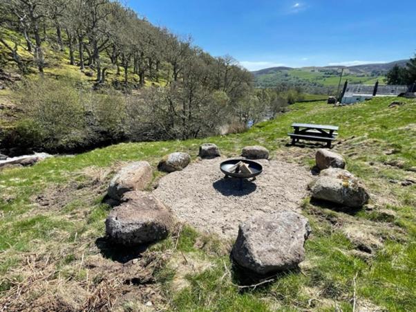 Jock'S Cottage On The Blarich Estate Rogart Exterior photo